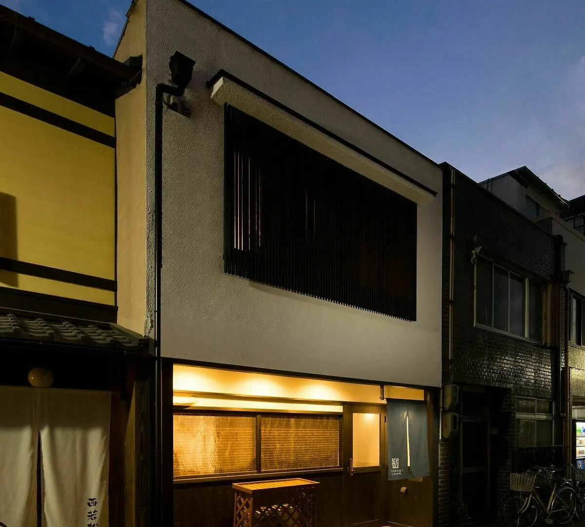 Holiday home Tsumugi Rokujo Nishinotoin Villa Kyoto Japan